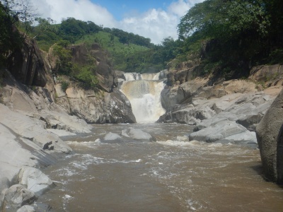 river photo